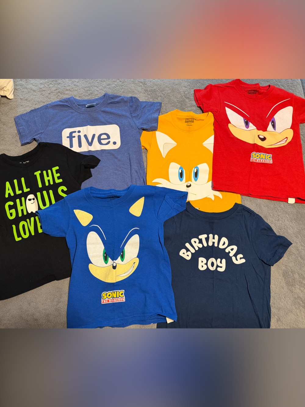 Bundle of 6 Size 4/5T Short Sleeve Tshirts - Sonic, Five birthday, Halloween
